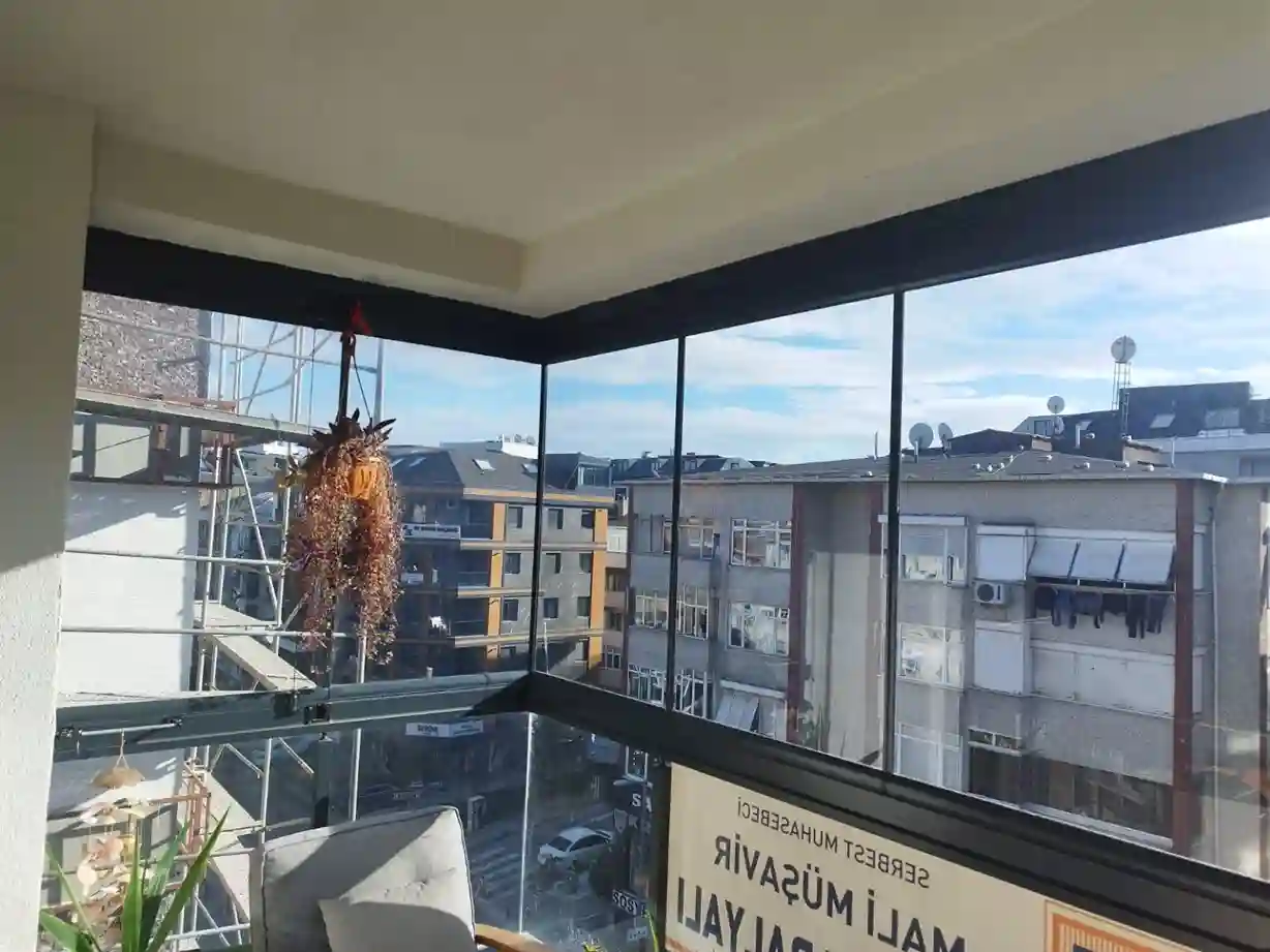 Beyoğlu sürme cam balkon